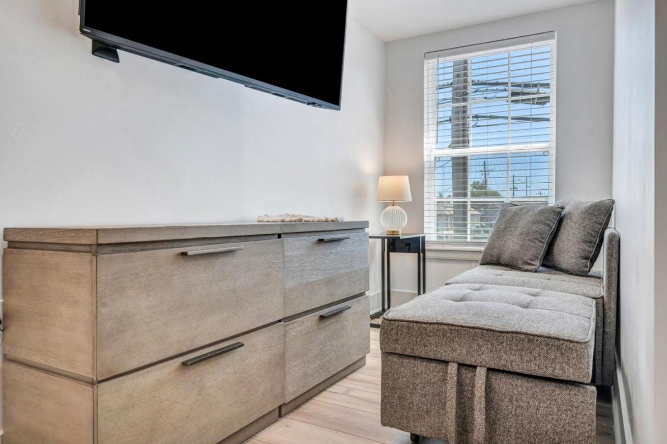 Sleeps 24-Spacious Suites Near Fq W Pool New Orleans Exterior photo