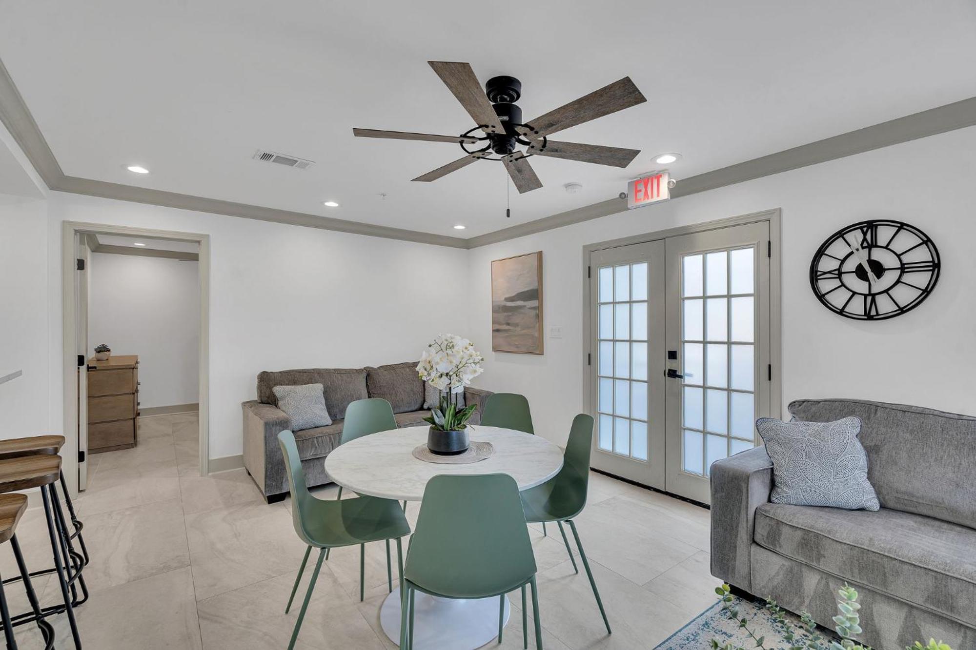 Sleeps 24-Spacious Suites Near Fq W Pool New Orleans Exterior photo