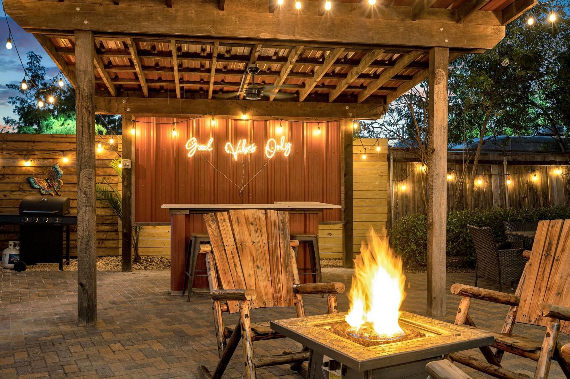 Sleeps 24-Spacious Suites Near Fq W Pool New Orleans Exterior photo