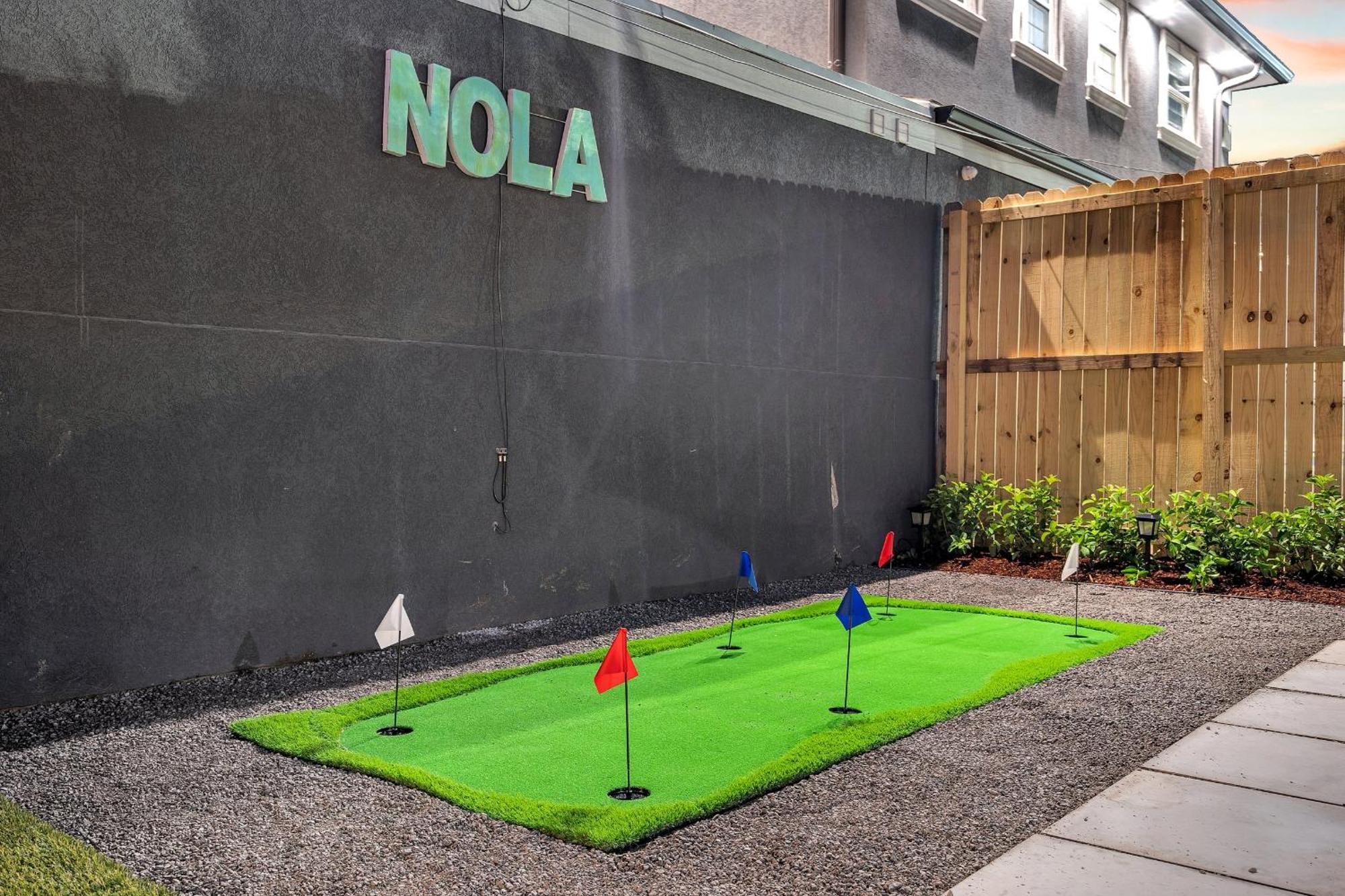 Sleeps 24-Spacious Suites Near Fq W Pool New Orleans Exterior photo