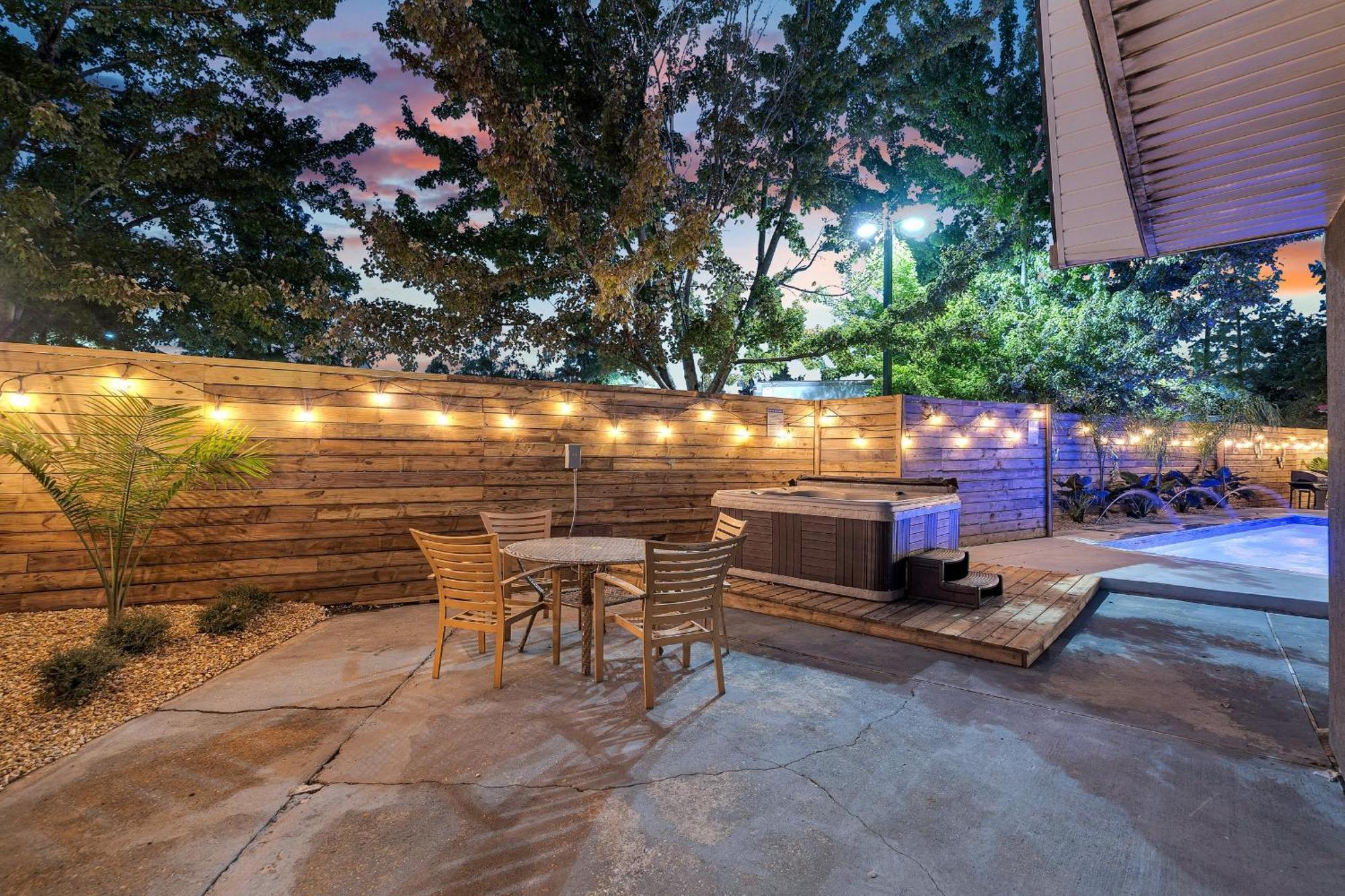 Sleeps 24-Spacious Suites Near Fq W Pool New Orleans Exterior photo